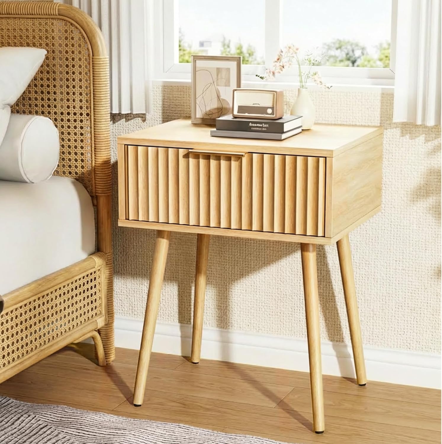 VINGLI Night Stand Set 2, Fluted Nightstands with Drawer, Mid Century Modern Nightstands Set of 2, Bedside Table, End Table, Wood Nightstand for Bedroom, Walnut, 15.75" W*11.81" D*21.85" H