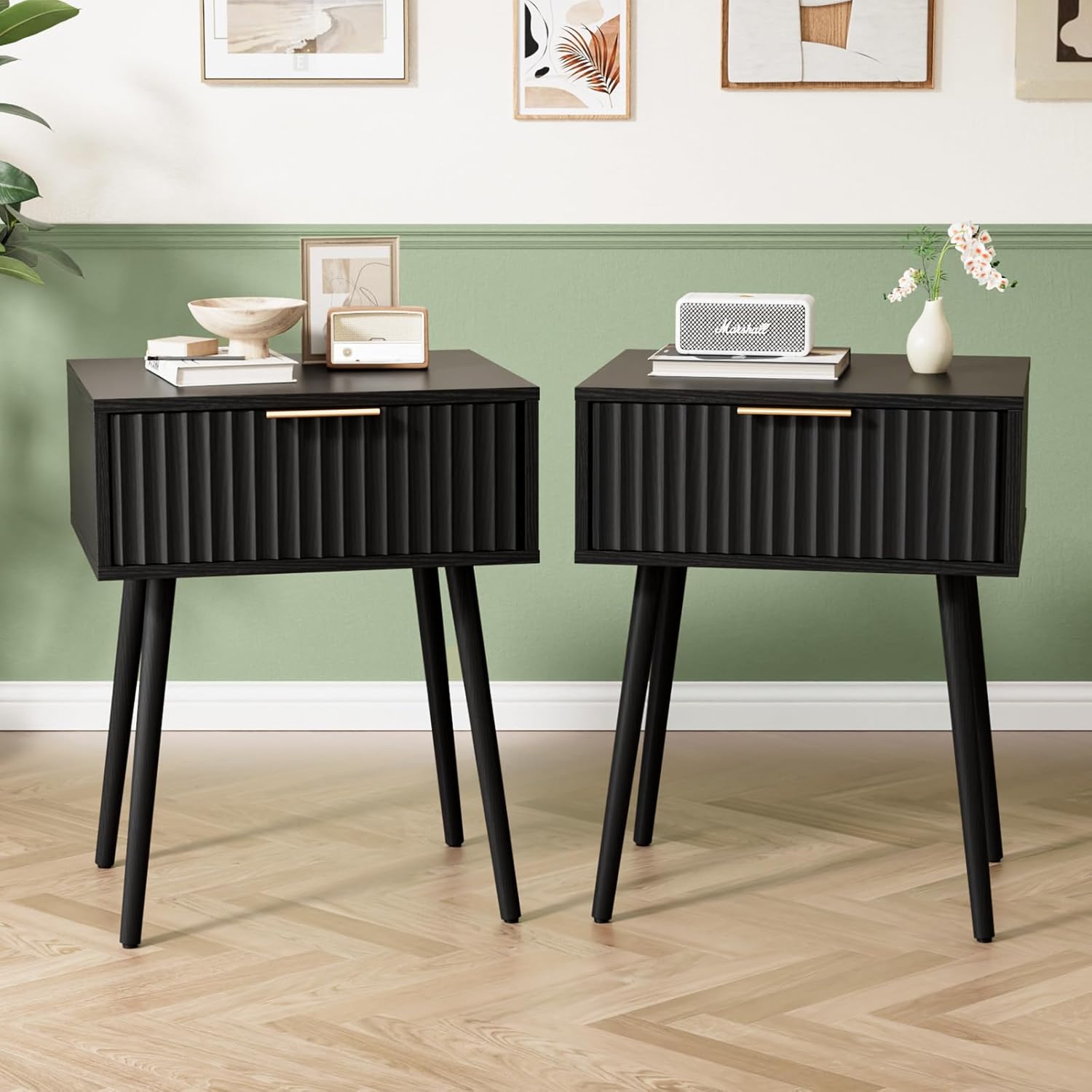 VINGLI Night Stand Set 2, Fluted Nightstands with Drawer, Mid Century Modern Nightstands Set of 2, Bedside Table, End Table, Wood Nightstand for Bedroom, Walnut, 15.75" W*11.81" D*21.85" H