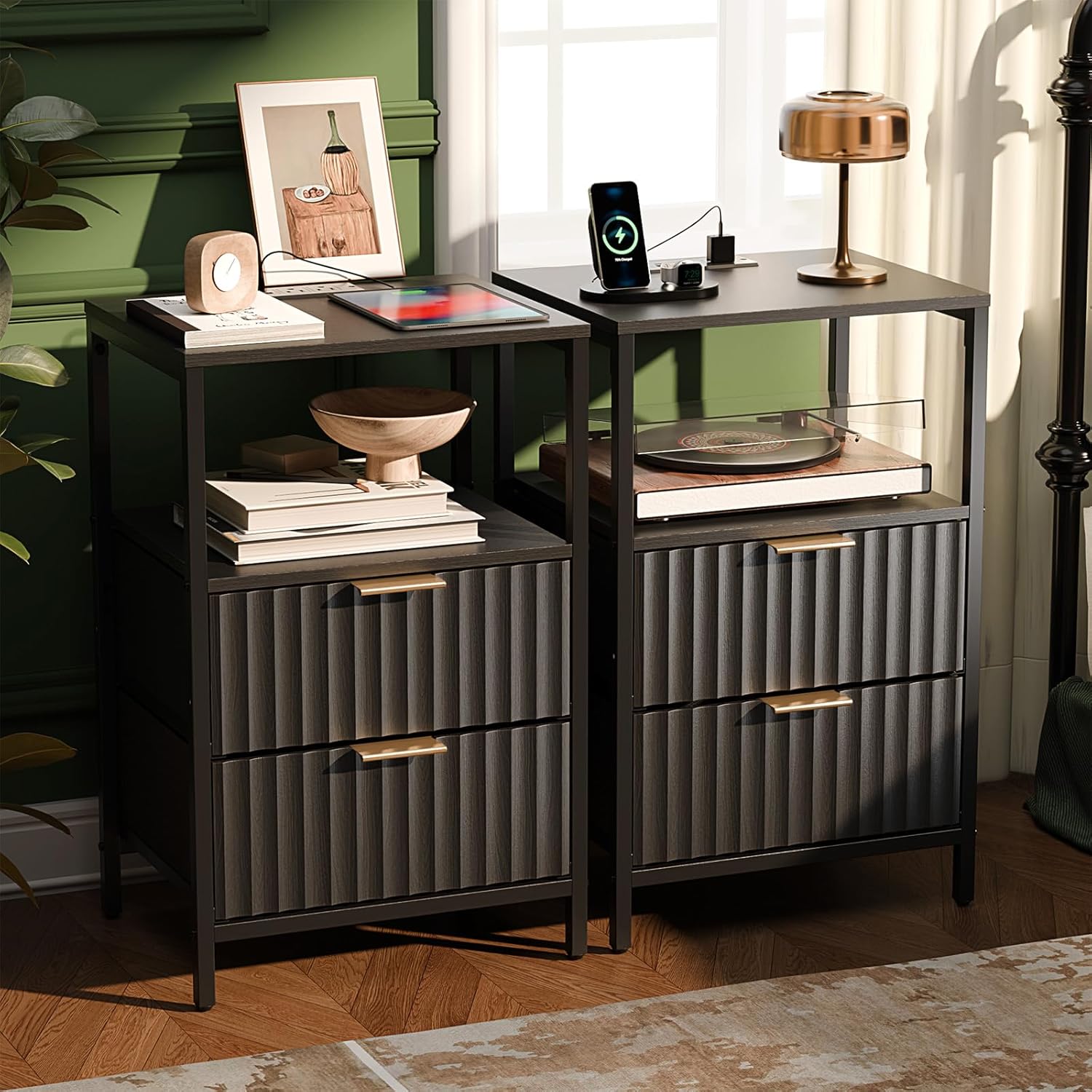 VINGLI Night Stand Set 2, Fluted Nightstands with Drawer, Mid Century Modern Nightstands Set of 2, Bedside Table, End Table, Wood Nightstand for Bedroom, Walnut, 15.75" W*11.81" D*21.85" H