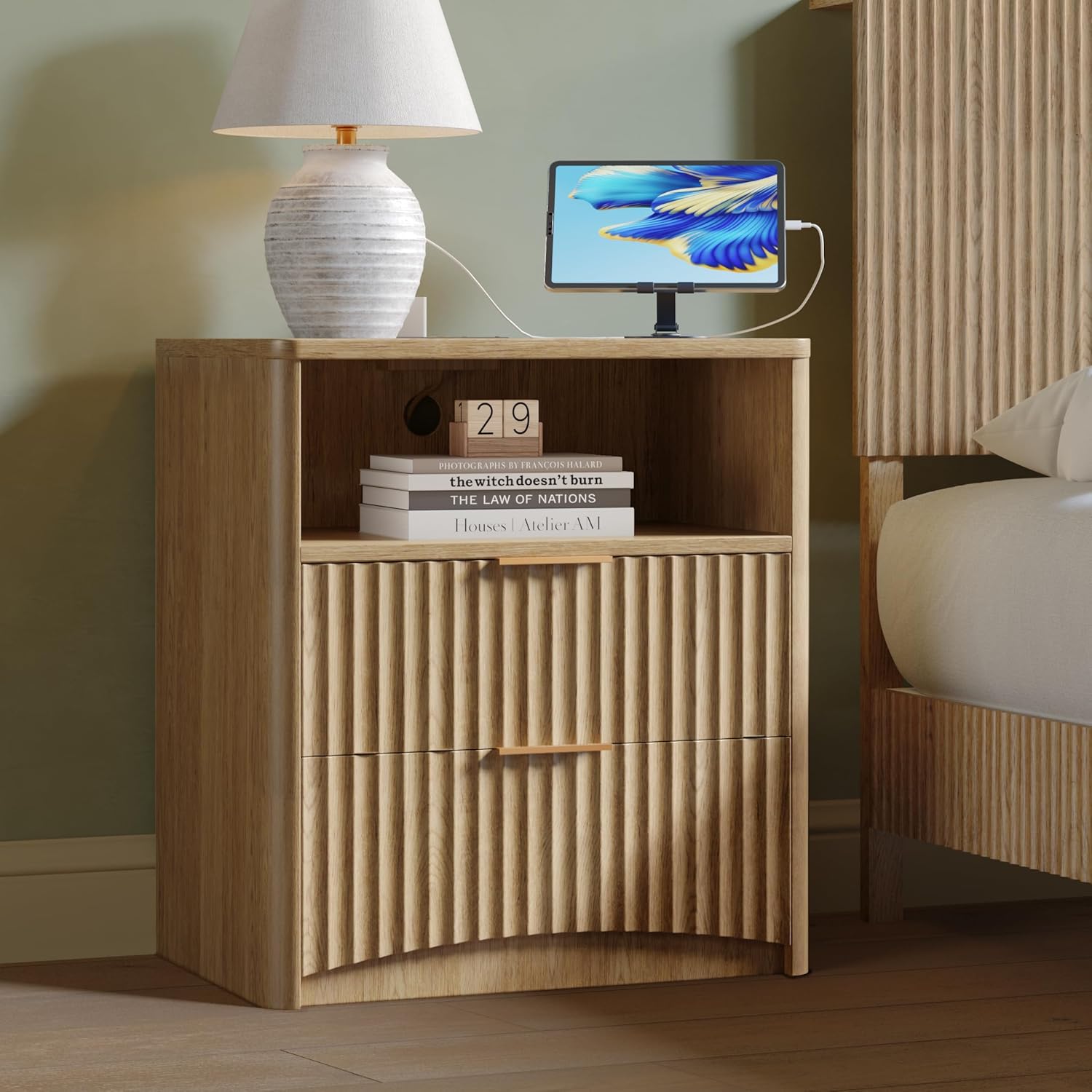 Evermagin Fluted Nightstand Set of 2, Walnut Bedside Table with Drawer and Storage, Wood End Table Mid Century Modern, Large Night Stand for Bedroom