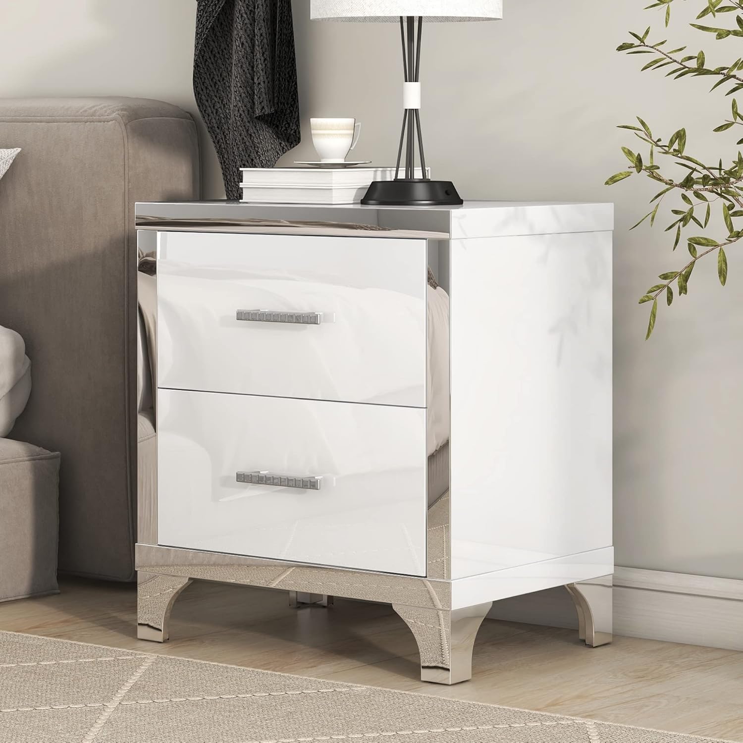 Elegant High Gloss Dresser with Metal Handle,Mirrored Storage Cabinet with 6 Drawers for Bedroom,Living Room,White