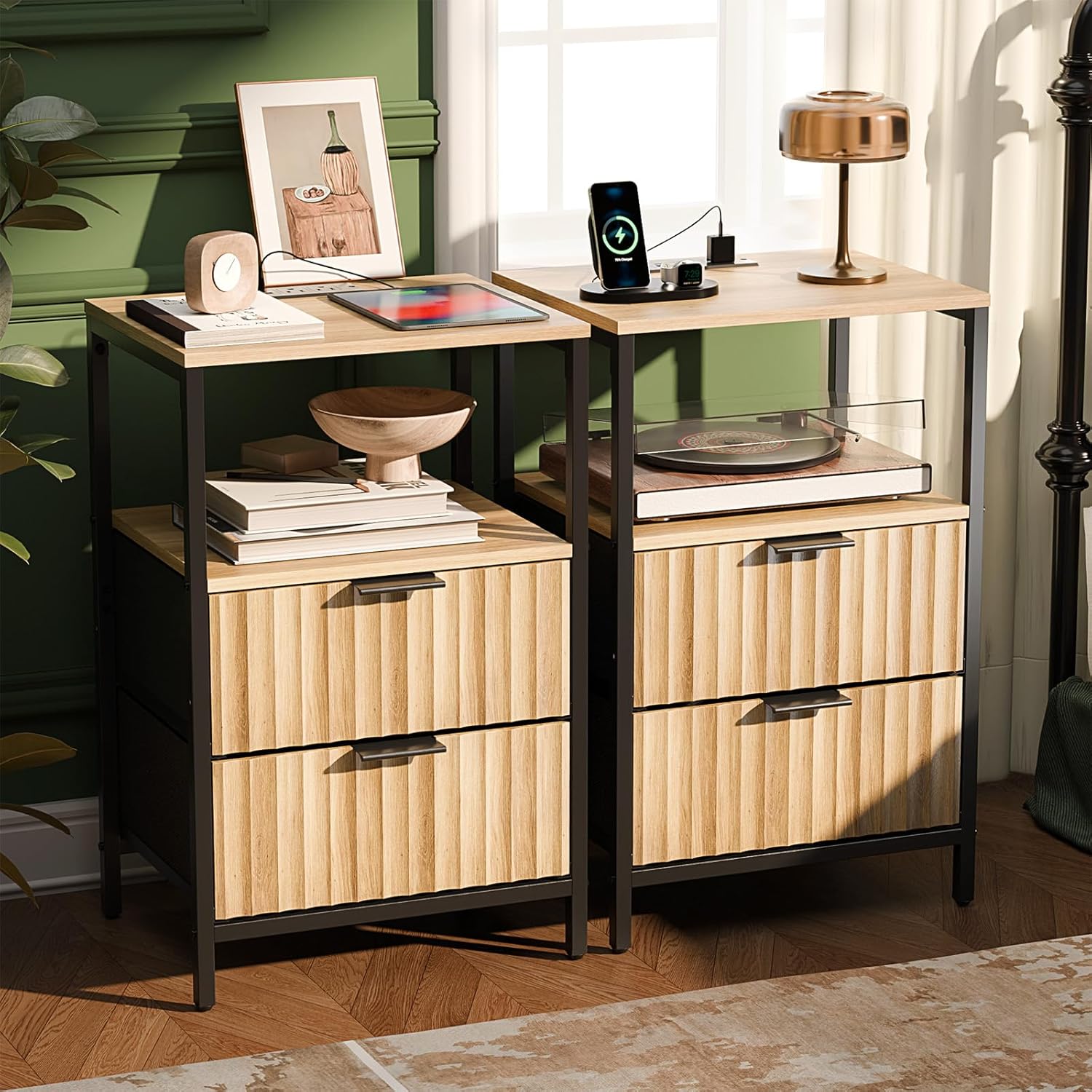 VINGLI Night Stand Set 2, Fluted Nightstands with Drawer, Mid Century Modern Nightstands Set of 2, Bedside Table, End Table, Wood Nightstand for Bedroom, Walnut, 15.75" W*11.81" D*21.85" H