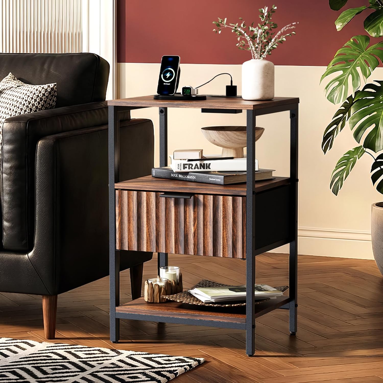 VINGLI Night Stand Set 2, Fluted Nightstands with Drawer, Mid Century Modern Nightstands Set of 2, Bedside Table, End Table, Wood Nightstand for Bedroom, Walnut, 15.75" W*11.81" D*21.85" H